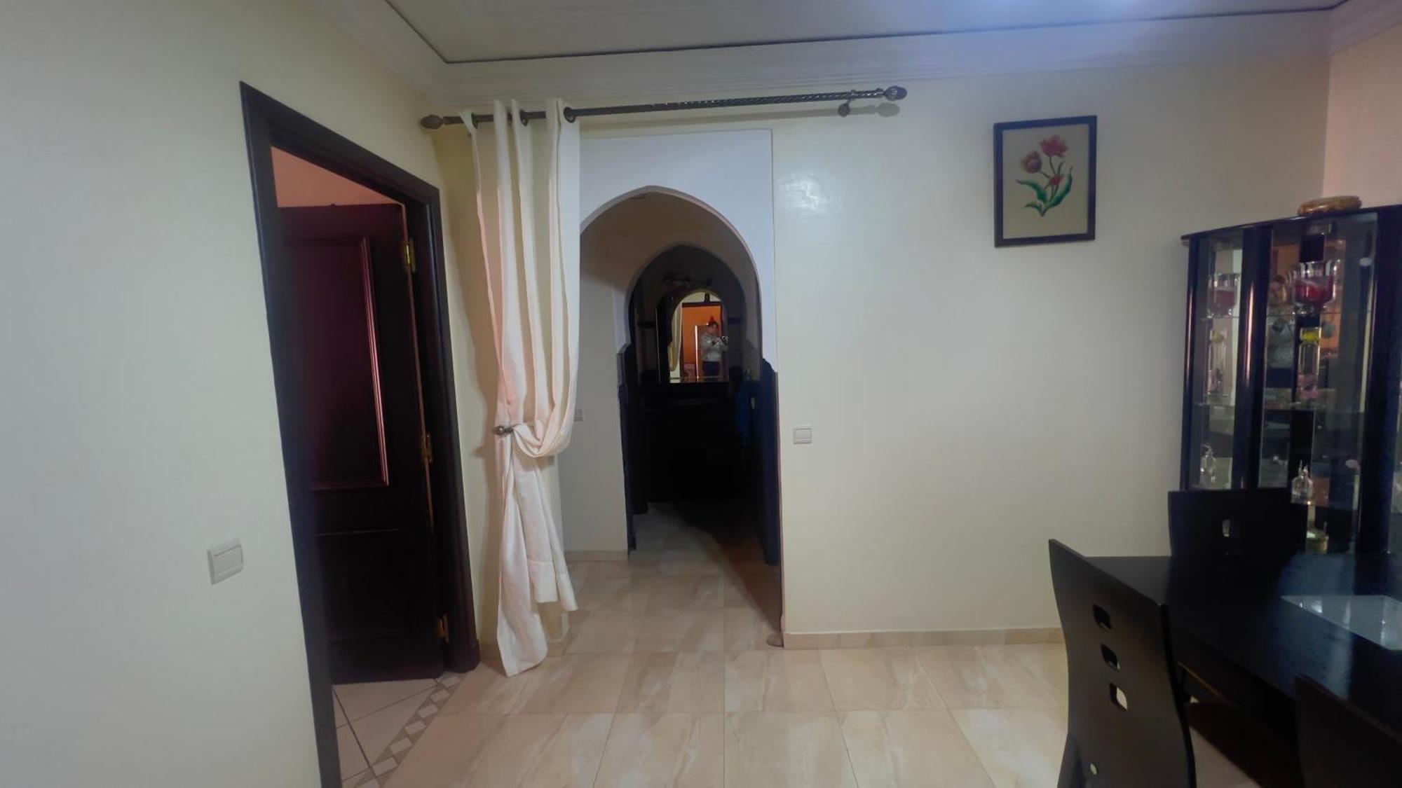 Magnifique Appartement Spacieux Confort Propre Familial 2 Chambres Salon Et Salle A Manger A 20Mn A Pied De Place Jemaa El Fina 4 Piscines Dans Espace De Golf A 12 Mn En Voitures L Entree Est Gratuit Pour La Clientele Ouvert Entre 10H Et 20H 马拉喀什 外观 照片
