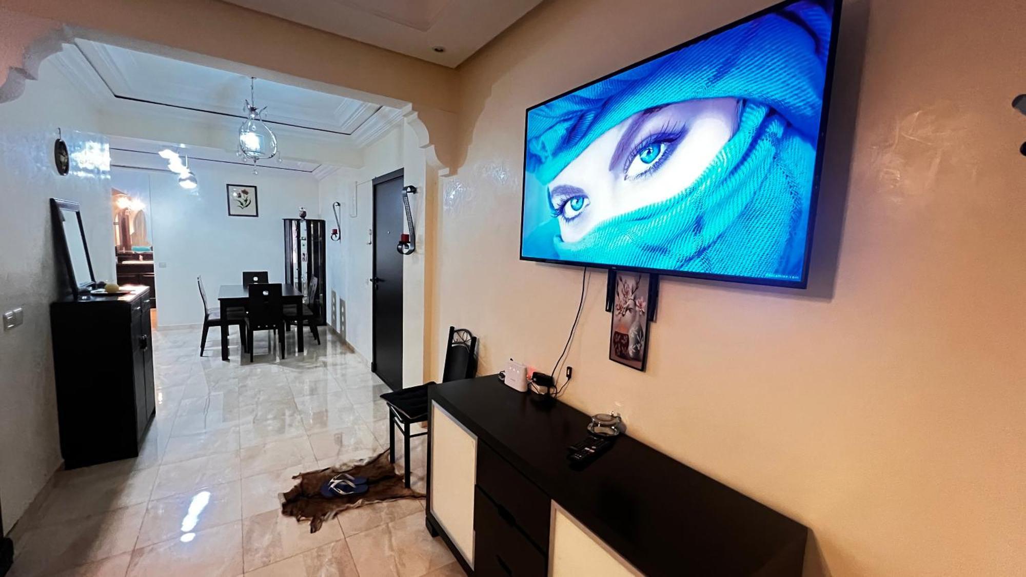 Magnifique Appartement Spacieux Confort Propre Familial 2 Chambres Salon Et Salle A Manger A 20Mn A Pied De Place Jemaa El Fina 4 Piscines Dans Espace De Golf A 12 Mn En Voitures L Entree Est Gratuit Pour La Clientele Ouvert Entre 10H Et 20H 马拉喀什 外观 照片